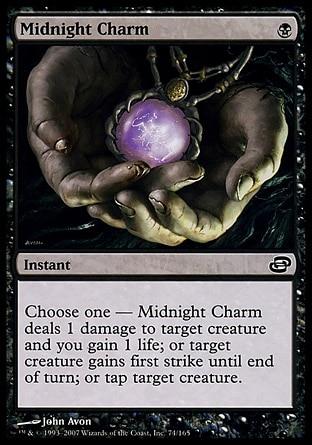 Medalhão da Meia-Noite / Midnight Charm