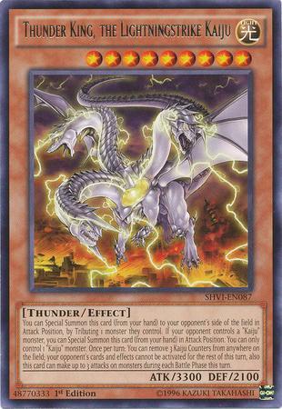 Rei Trovão, o Kaiju do Golpe Relâmpago / Thunder King, the Lightningstrike Kaiju (#SDAZ-EN008)